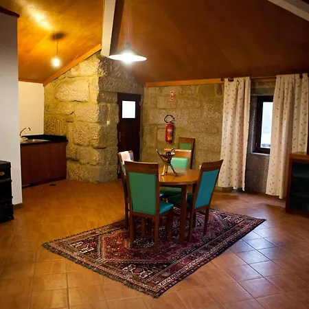 Alojamento de Turismo Rural Casa Da Quinta Da Calçada *