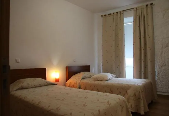 Casa Quinta Da Calcada Douro Agroturismo *